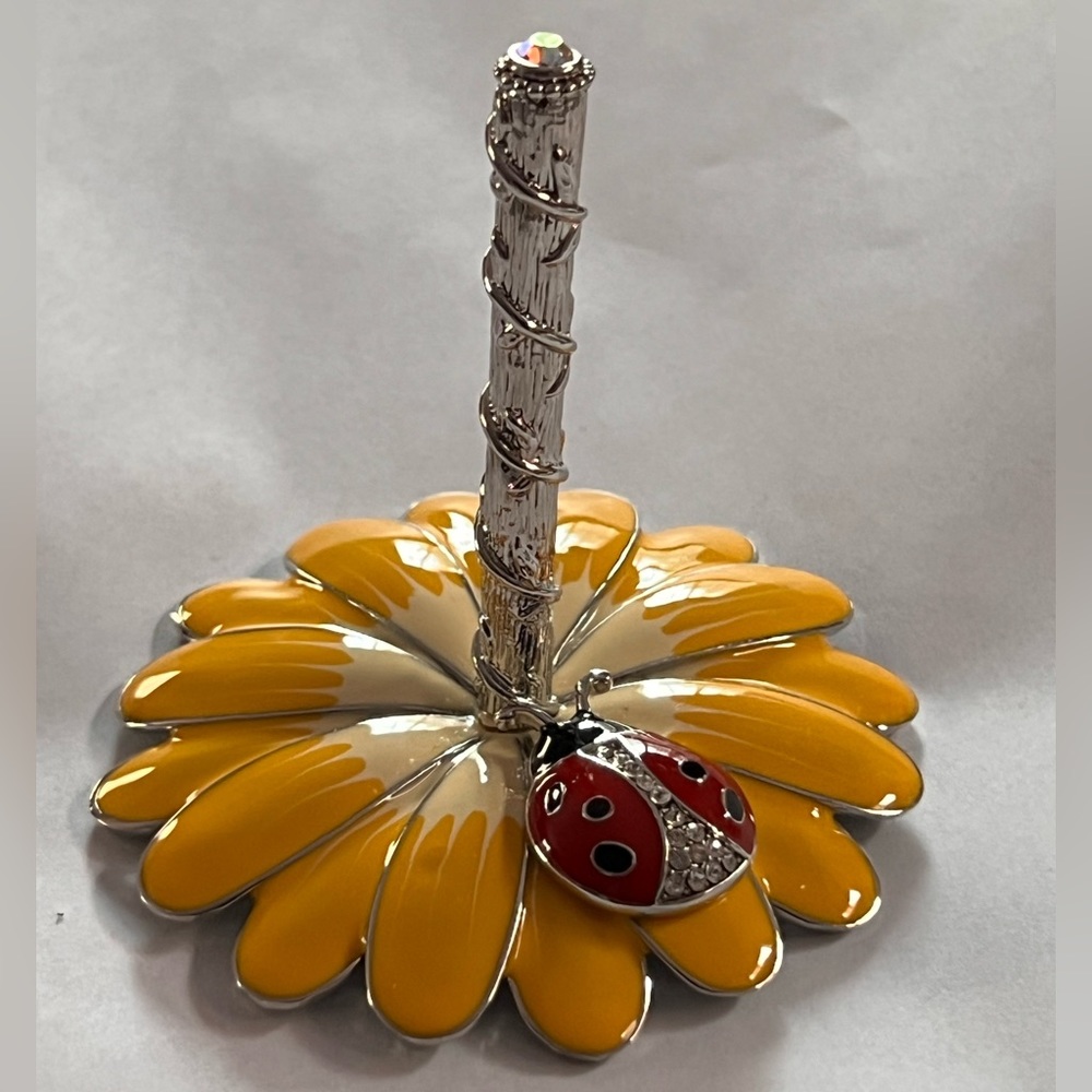 Flowered ring/ jewelry stand holder